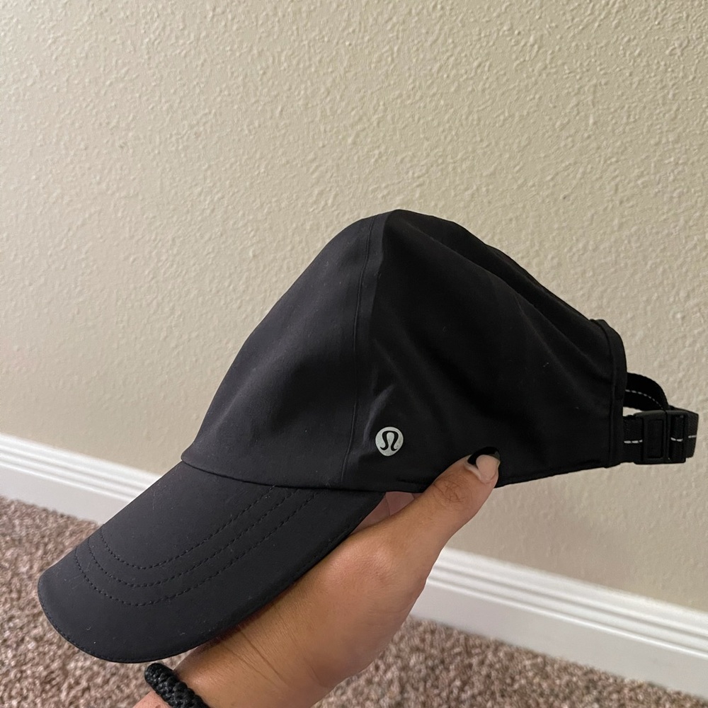 Lulu Lemon Hat